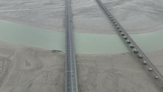 航拍中国海上高速公路延时沈海滨海特大桥