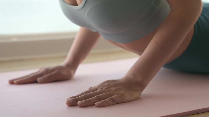 女性健身 瑜伽 健康生活