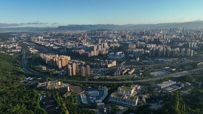 福州鼓岭高视角航拍鸟瞰城市天际线全景风光