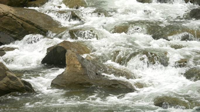 河流 溪流