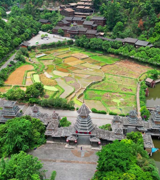 竖屏航拍贵州肇兴侗寨风景区