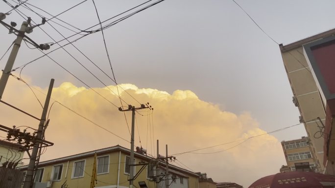 雨后的天空 火烧云