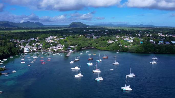 毛里求斯自然原生态大海-游艇唯美大气景观