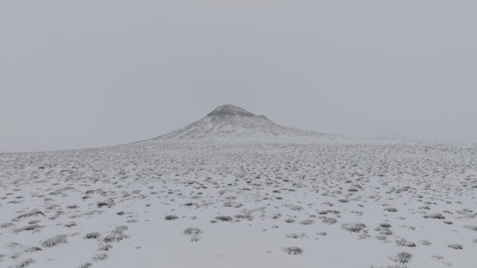 乌兰察布 乌兰哈达火山地质公园雪景