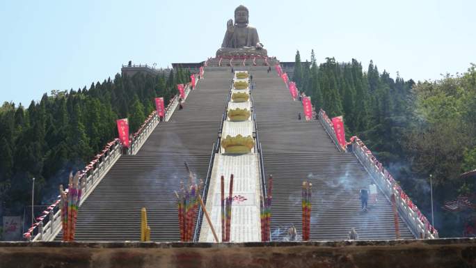 山东烟台旅游5A级景区龙口南山大佛