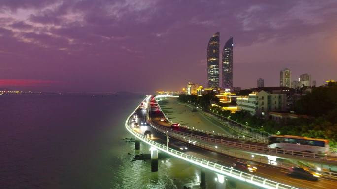 航拍海滨城市厦门海边公路风景