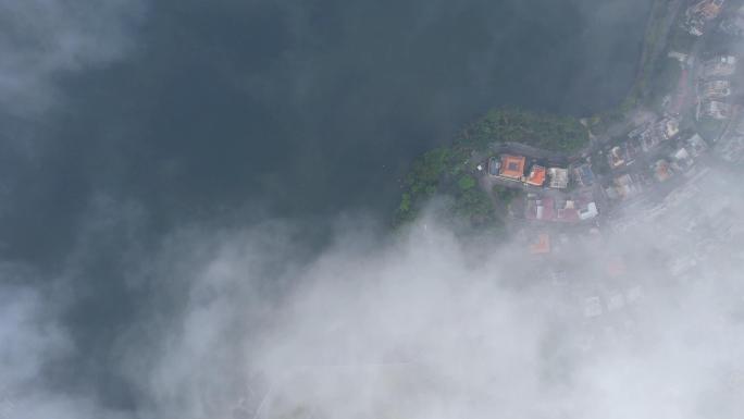 4K俯拍翻滚的厚云，暴雨将至