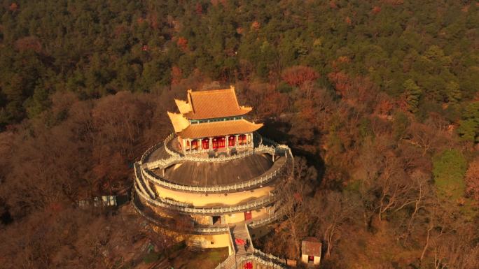 秋日寺庙（无想山）