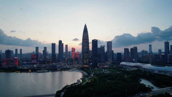 4K深圳湾夕阳夜景春笋地标建筑航拍