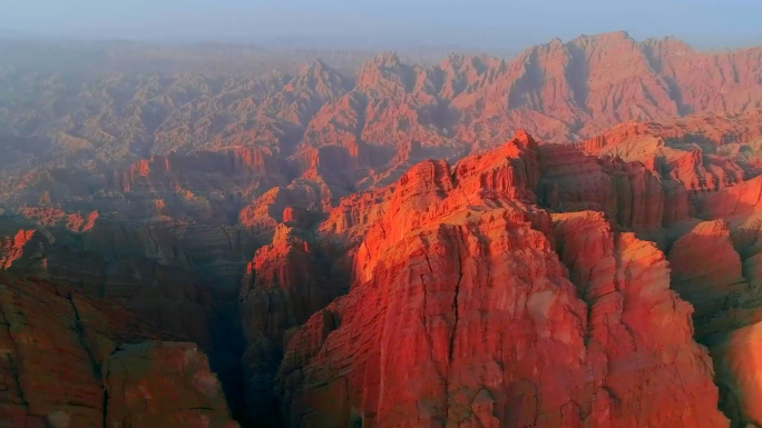 新疆库车大峡谷国家地质公园丹霞地貌航拍