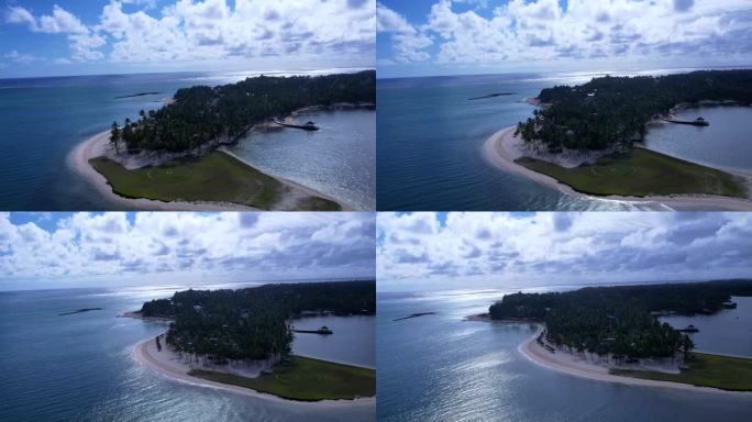 毛里求斯大海上生态小岛上度假村沙滩遮阳伞