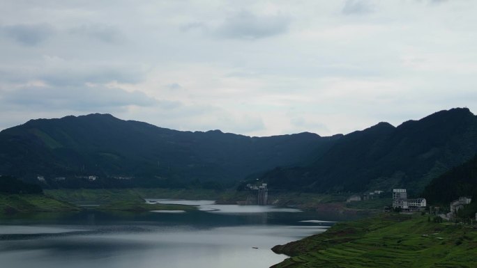 雅女湖 绿水青山 风景 山水 山河 壮丽