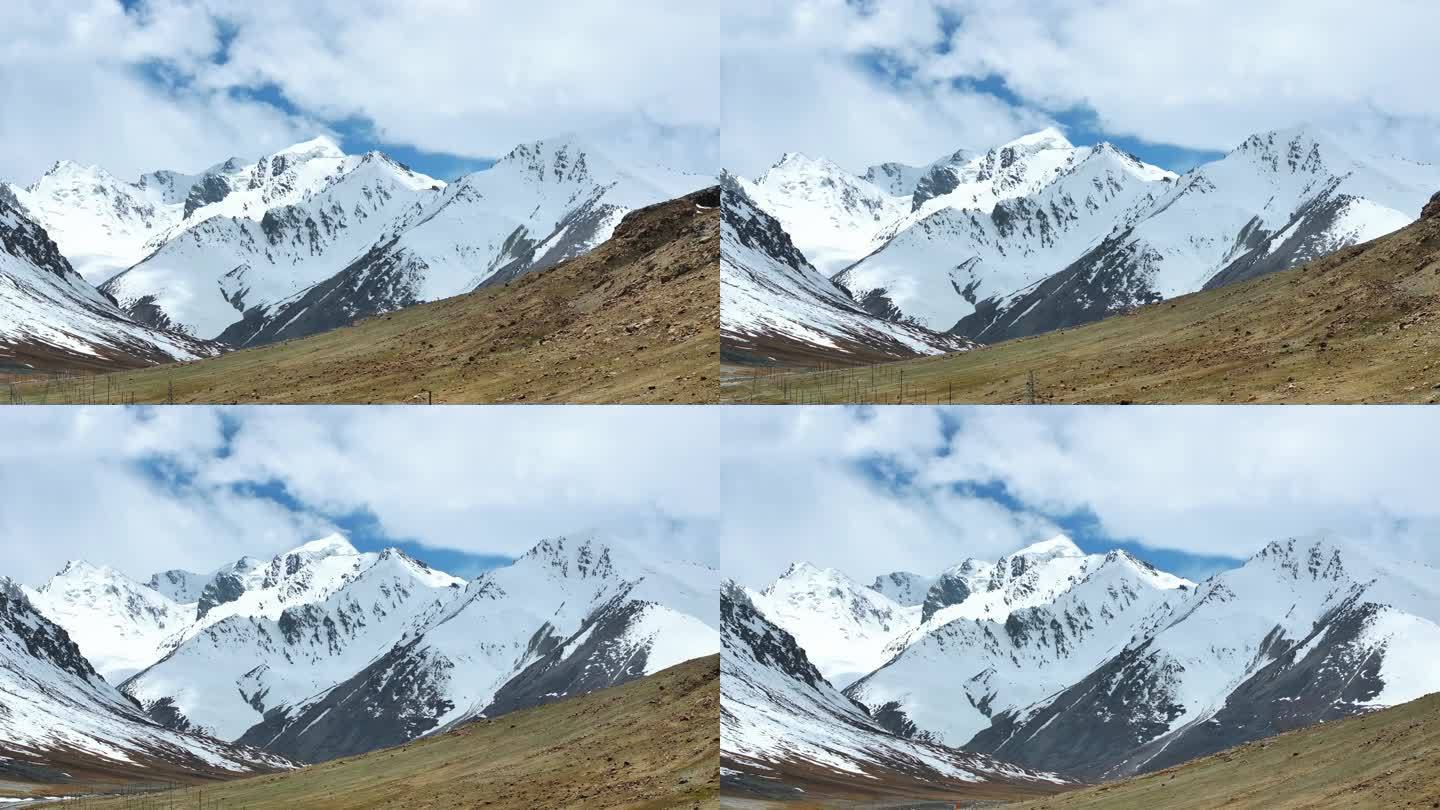 航拍帕米尔高原的雪山