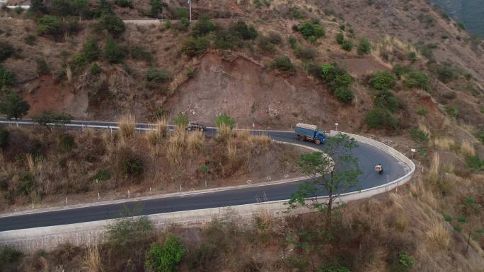 航拍云南地貌盘山公路