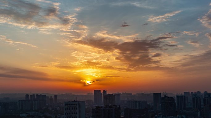 城市天亮建筑剪影城市日出朝霞彩霞城市天空