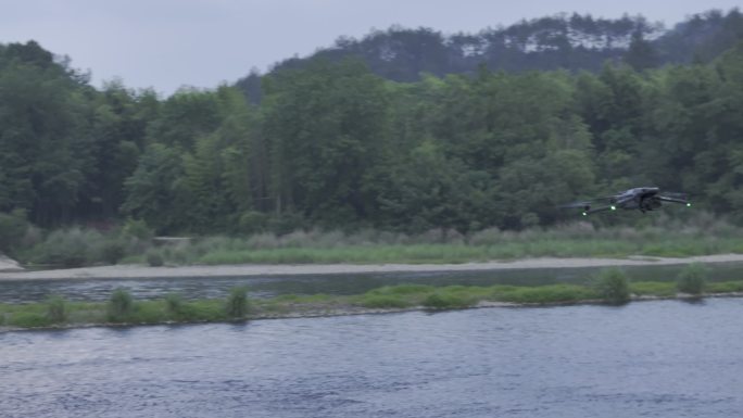 航拍江西鹰潭龙虎山景区