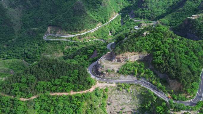 [4K]航拍素材.北京六石路垭口云影