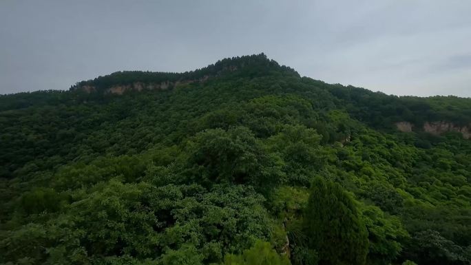 穿越机航合阳梁山自然树林梁山