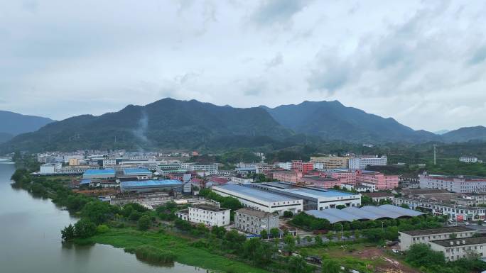 航拍浙江省杭州市建德市三都渔村