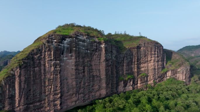 航拍江西鹰潭龙虎山景区