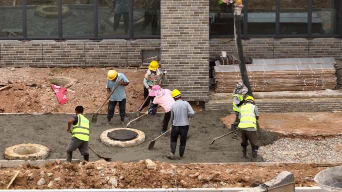 街道路面施工下水道施工水泥摊铺砂浆农民工