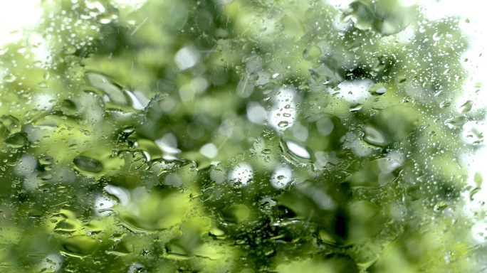 5.7K广告级画质 下雨玻璃雨水