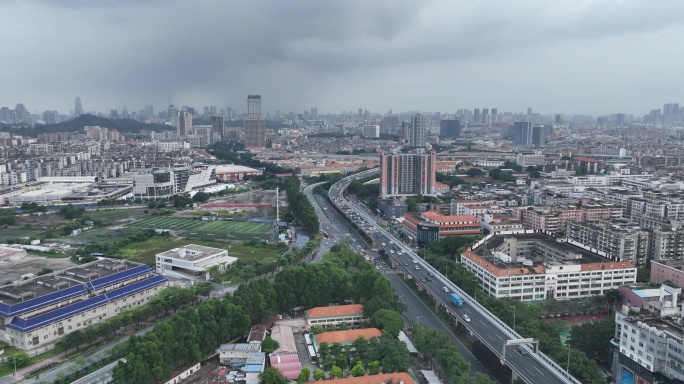 广州白云新城机场路