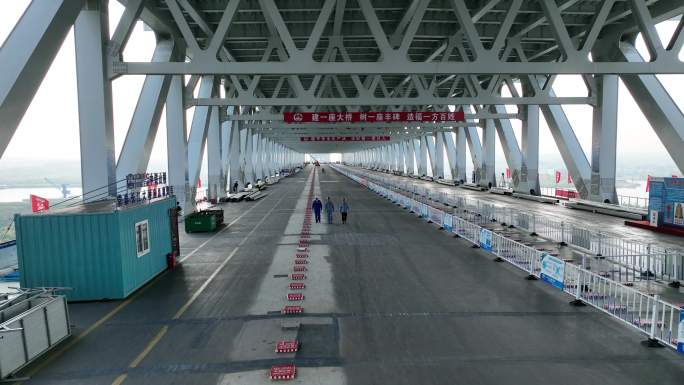 常泰长江大桥建设现场