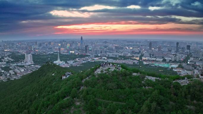 航拍济南千佛山城市日落夕阳