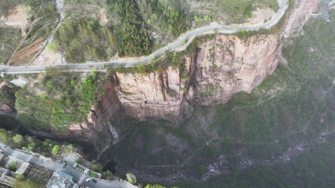 4K航拍河南新乡市太行山郭亮挂壁公路风景