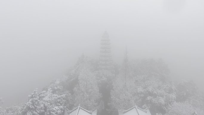 四川阆中古城白塔山雪景