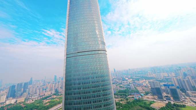 4k武汉城市地标建筑穿越机航拍中心商务区