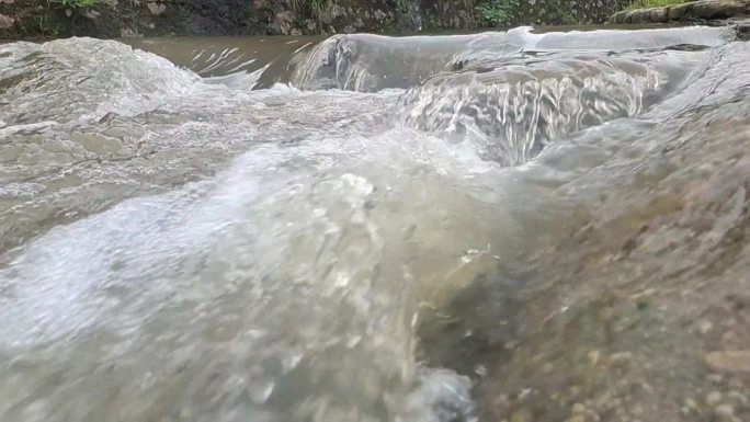 水花浪花 海浪溅起 水浪飞溅 浪花 源泉