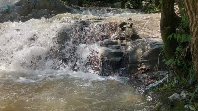 4K山间水流素材