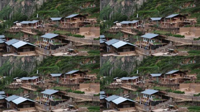 山谷里的村庄