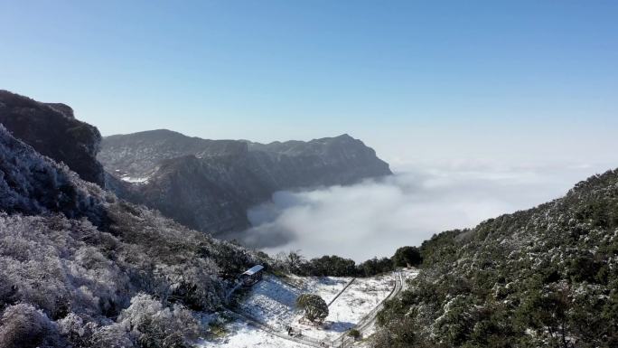 重庆金佛山：雪后云海绮丽风光