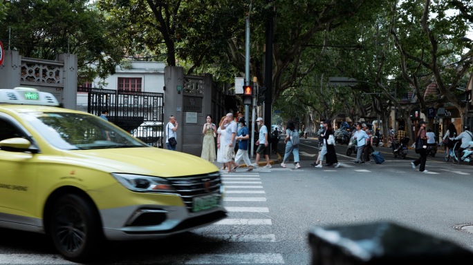 襄阳南路襄阳公园街景