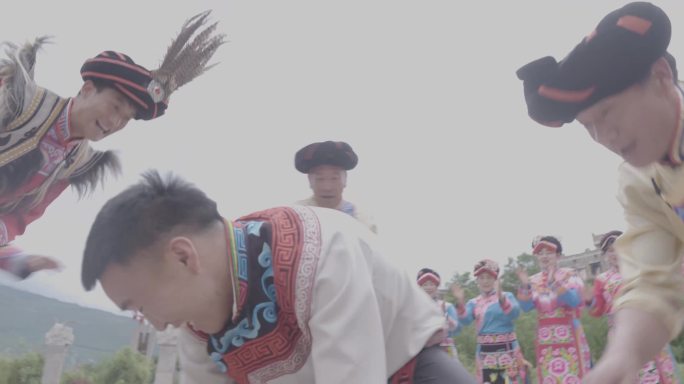 【4K灰片】羌族传统体育游戏抱蛋