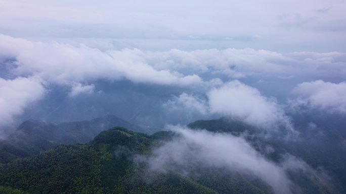 山川山峰高山云海航拍穿云