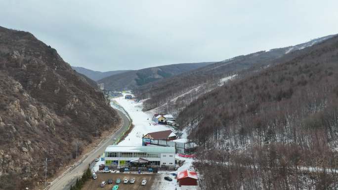 航拍张家口崇礼滑雪场冬奥会雪地山脉冬