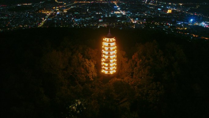 文笔塔腾冲城夜景