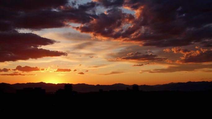 唯美夕阳红晚霞绚烂延时摄影