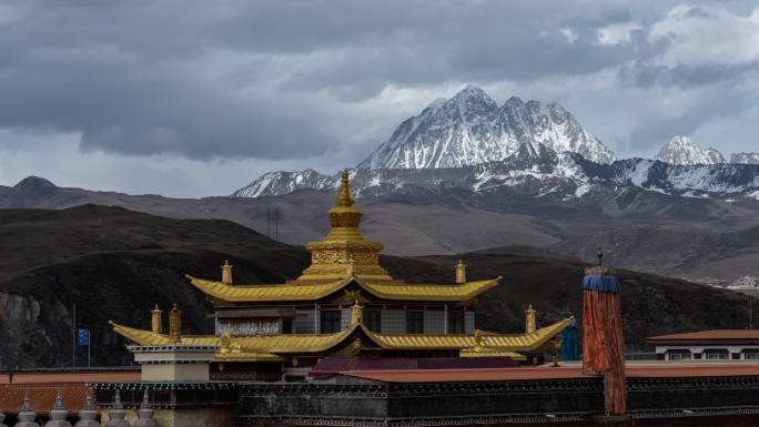 川西雅拉雪山延时