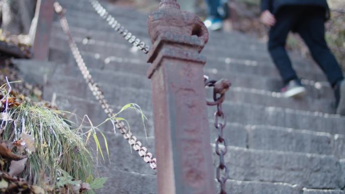 崆峒山秋天红树叶大景区旅游风景游客