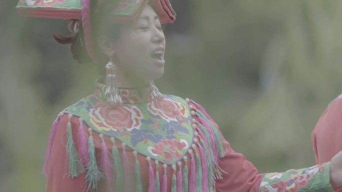 【4K灰片】羌族姑娘唱歌升格