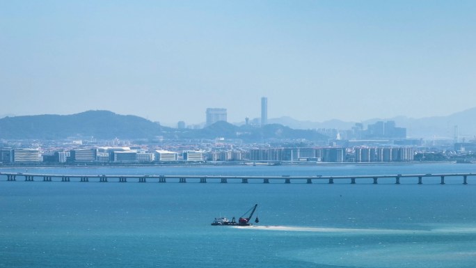 碧海蓝天跨海大桥跑道酒店海景房