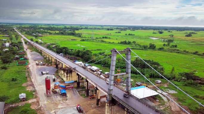 缅甸仰光跨河大桥航拍国外桥梁雨后多个片段