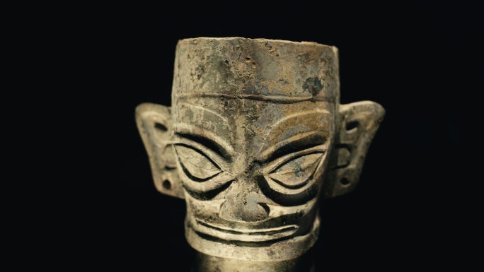四川广汉三星堆考古文物青铜面具博物馆