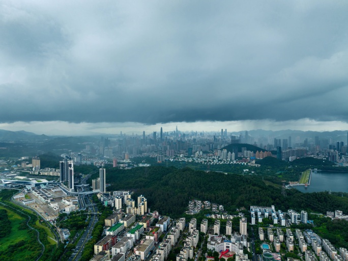 深圳暴雨极端天气