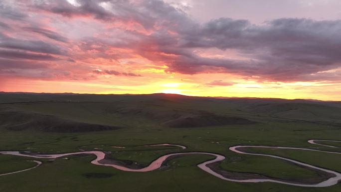 内蒙古草原莫日格勒河夕阳晚照